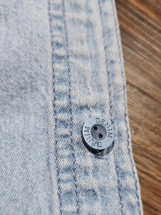 Vintage Light Wash Denim Button-Down Shirt with Cardinal Embroidery, Size Large - Picture 13 of 13